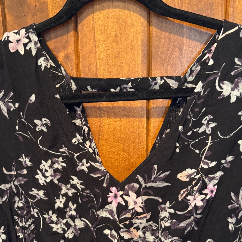 Express Black Floral Long Sleeve Blouse - Picture 4 of 8